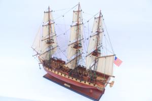 Meilleures ventes - Maquette de bateau historique en bois USS CONSTELLATION, fabriquée à la main, pour décoration de table ou cadeaux originaux pour occasions spéciales - Product Image 3