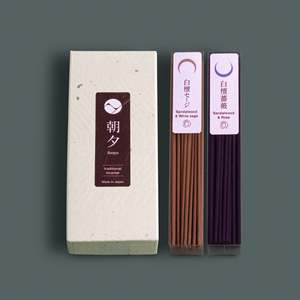 Bâtons d'encens traditionnels 40g – Coffret de purification [Bois de santal & Sauge blanche + Bois de santal & Rose] - Product Image 1