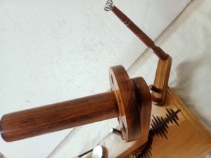 Rouleaux de fil à billes en bois gravés au laser, adaptés au tricot, fournitures, magasins également adaptés à la revente - Product Image 5