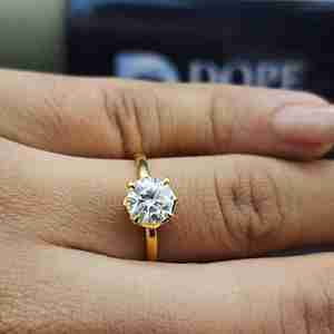 Anillo Unisex de Moda con Corte Redondo y Piedra Natural Certificada IGI en Acero Inoxidable Chapado en Oro de 14 Quilates para Regalo de Boda o Fiesta - Product Image 6