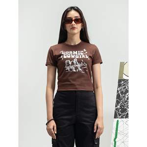 Haut en jersey imprimé décontracté Cosmic Cowgirl 100% coton XS-XXL Coupe ajustée Tissu tricoté en polyester - Product Image 2