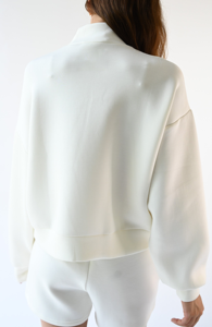 Conjunto de Sudadera y Pantalones Cortos de Invierno para Mujer, Cuello Alto Simulado, Estilo Casual de Lujo, Tejido de Punto, Cómodo, Color Sólido en la Parte Delantera - Product Image 3