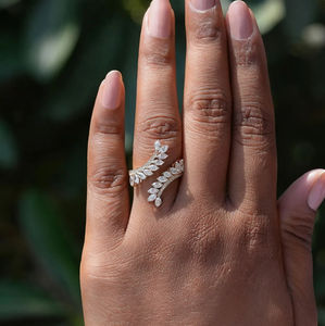 Bague de mariage ajustable en or massif 14 carats avec diamant de laboratoire, style feuille ouverte, sertie de diamants, pour femme - Product Image 2