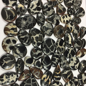 พลอยอเมทิสต์ทรงหลังเบี้ยเกรดดีที่สุดพลอยอเมทิสต์แบบหลวม - Product Image 2