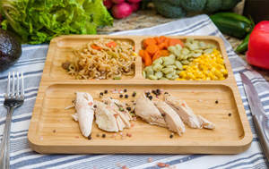 Assiette de service en bambou à 3 compartiments - Product Image 2