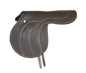 Silla de Montar a Caballo de Cuero y Plástico Personalizada Más Vendida - Diseño Inglés Ligero para Montar a Caballo - Product Image 5