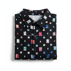 Ensemble de shorts imprimés pour hommes sur mesure OEM - Noir, motif coloré, décontracté, respirant, tenue d'été 2 pièces - Product Image 6