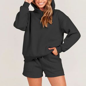 ¡Novedad de 2025! Sudadera con capucha de gran tamaño personalizada y pantalones cortos por encima de la rodilla para mujer, ropa deportiva holgada de 2 piezas - Product Image 2