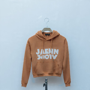 Sudadera con capucha negra para hombre, personalizada, de corte regular, de algodón tejido, informal, para otoño, con diseño de bolsillo con estampado frontal. - Product Image 6