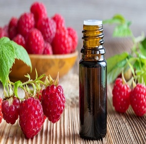 Huile de graine de framboise rouge pressée à froid non diluée et huile de support naturelle pour la peau, les cheveux et la beauté DIY - Product Image 1