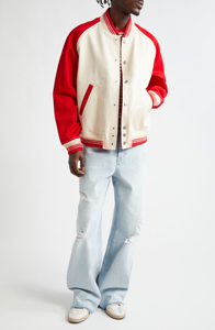 Chaqueta universitaria de poliéster con logotipo personalizado al por mayor para hombre, chaqueta bomber de béisbol universitaria con bolsillos y botones y cierre - Product Image 3