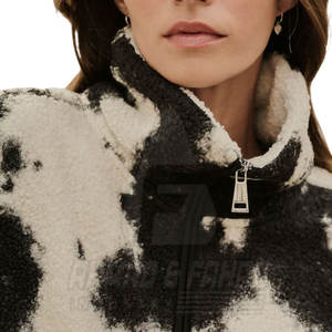 Chaqueta de Cuero Vacuno para Mujer Hecha a Medida con Diseño Transpirable de Punto, Color y Logotipo Personalizables - Product Image 2