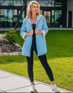 Chaqueta acolchada brillante con relleno de plumón de pato urbano corto para mujer, chaqueta de invierno impermeable a prueba de viento para niñas - Product Image 1