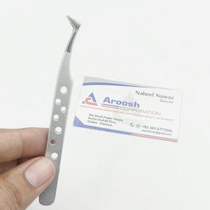 Pince à cils professionnelle en acier inoxydable de haute qualité de type L paillettes argentées pointe pointue options durables en gros - Product Image 2
