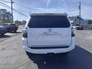 Toyota 4Runner SR5 2016 Usado, Volante a la Izquierda - Product Image 6