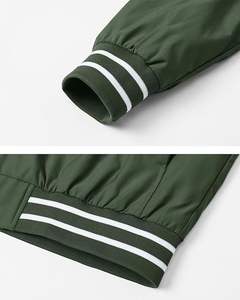 แจ็กเก็ตผ้าฟลีซคุณภาพสูงของผู้ชายแบบสั่งตัดสไตล์มหาวิทยาลัยแบบกระดุมสองแถวสไตล์ไฮสตรีทพร้อมแขนเสื้อหนังสำหรับฤดูหนาว - Product Image 2