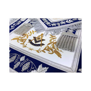 Tablier de pavillon bleu de maître passé de qualité supérieure Tablier de broderie à la main blanc et bleu personnalisé selon la demande - Product Image 3