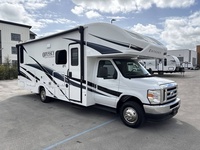 Vendedor Verificado de Autocaravana Usada E-n-t-e-g-r-a C-o-a-c-h O-d-y-s-s-e-y 26M 2024 Lista para Viajar