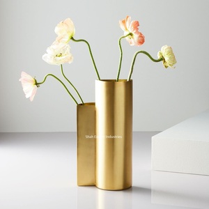 Trending Brass Flower <b>Vase</b> <b>Gold</b> Finished for Home and Office Tabletop Fresh Flowers Decoration Handmade Flower <b>Vases</b> - Product Image 1