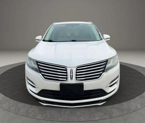 Increíble Lincoln MKC Select AWD 2017 Usado en Perfectas Condiciones con Poco Kilometraje en Existencia, Ofrecido a una Fantástica Oferta - Product Image 1