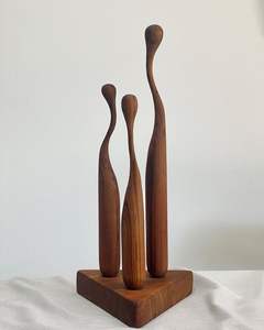 Sculpture décorative unique en bois pour l'exposition de festivals culturels qui représente l'artisanat à travers l'art - Product Image 2