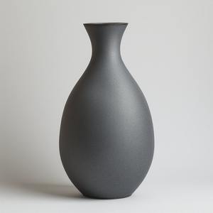Vase de luxe en métal fait à la main avec un éclat rustique parfaitement conçu pour une décoration saisonnière et un style élégant - Product Image 6
