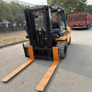 Mejor Precio, Montacargas Toyota Usado de 5 Toneladas con Motor, Montacargas de Segunda Mano en Venta, Envío a Todo el Mundo - Product Image 3