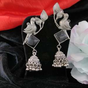 Boucles d'oreilles goutte mode femme Fusion Vintage charme Style moderne rustique Antique Look foncé terni métal finition à la mode - Product Image 3