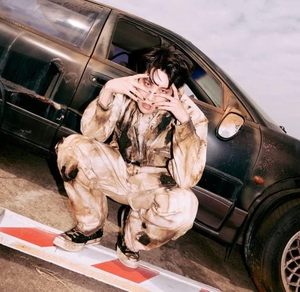 Set de CD Original HYBE K-POP BTS j-hope [Jack In The Box] Álbum Weverse 1er Álbum CD Photocard Corea Sellado Mercancía Oficial - Product Image 2