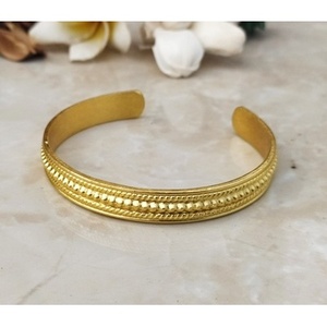 Handmade Classic Cuff <b>Bracelets</b> in Gold Plated Brass (<b>Copper</b> Alloy) Unisex Elegant Style with Classic Design No Stones - Product Image 1