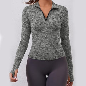 Vêtements de yoga de remise en forme personnalisés OEM veste de sport pour femmes veste de sport noire à fermeture éclair veste de yoga la plus vendue - Product Image 1