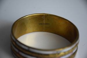 Brazalete de moda Boho Festival con incrustaciones de latón y nácar, joyería de declaración hecha a mano para mujer, Ropa Étnica e informal - Product Image 4