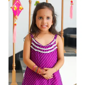 Conjunto de Kurta Leheriya de Chifón Púrpura Puro para Bebés Niñas, Salwar Kameez Bordado de Estilo Étnico Pakistaní para Fiestas y Ocasiones Especiales - Product Image 2