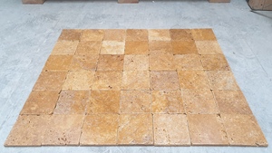 Baldosas de Piedra Dorada Rústica de 20x20cm, Acabado Tumbled, Duraderas para Exteriores, Jardín, Camino de Entrada, Fabricadas en Turquía, Aplicaciones para Hoteles y Villas - Product Image 2