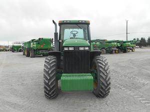 Tracteur à roues d'occasion bien entretenu 8410 4x4 120 CV Diesel Moteur Yuchai 8001-10000 heures Expédition rapide Moteur et boîte de vitesses offerts - Product Image 5