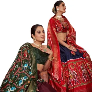 Lehenga choli é uma combinação de Lehenga ou Ghagra e choli (blusa) com Dupatta Mulheres para mulheres coleção