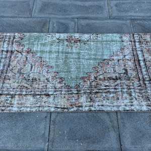 Petit tapis turc vintage 2,5x4,8 pieds, tapis floral vert brun - Product Image 3