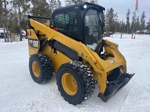 เครื่องยนต์รถตักดินแคตเตอร์พิลลาร์ 272D ปี 2015 พร้อมปั๊มไฮดรอลิก รับน้ำหนักได้ 9 ตัน - Product Image 2