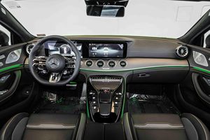 GT63 S 2023 Edición Especial de 4 Puertas ~30 Millas, V8 Biturbo de 630 hp, Tracción en las Cuatro Ruedas, Edición Green Hell Magno - Product Image 5