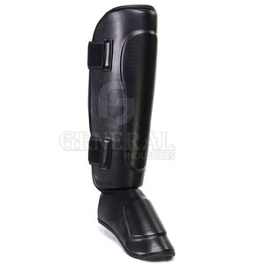 Protège-tibias en cuir professionnel pour le football, légers, équipement sportif athlétique, design personnalisé, protection, équipement d'entraînement - Product Image 3