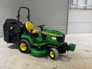 Johnn Dee Diesel Lawn Mower <b>Model</b> 766 with 4-Stroke <b>Engine</b> and Rear Discharge - Product Image 5