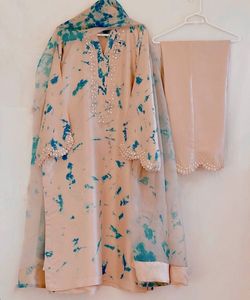 Collection de femmes indiennes coton belle broderie Kurti avec Plazo au prix le plus bas marché Surat Gujarat vêtement ethnique ethnique - Product Image 4