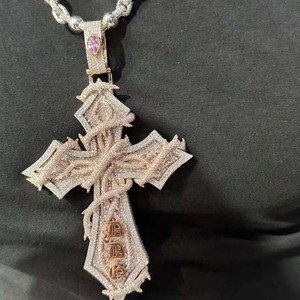 Pendentifs et breloques de luxe hip-hop entièrement sertis, forme fleur, croix, or rose, plaqué or, diamant, pendentif religieux pour hommes et femmes - Product Image 3