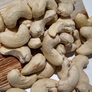 Noix de cajou de qualité supérieure en gros, certifiées biologiques USDA/UE, directement d'Afrique - Product Image 6