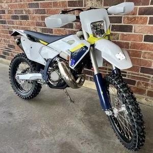 Disponibles Ahora: Motocicletas Enduro TE 150 2025 Nuevas en Stock - Product Image 1