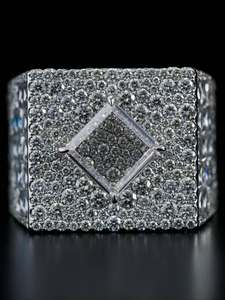 Bague classique en argent sterling 925 de Jasen Jewelry, design hip-hop avec diamants en moissanite glacés, bague de mariage pour homme - Product Image 1