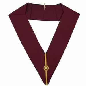 Tablier maçonnique personnalisé Maître Maçon, rouge, blanc, bordure dorée, style classique, brodé, motif croix écologique, avec épingle de sûreté - Product Image 1