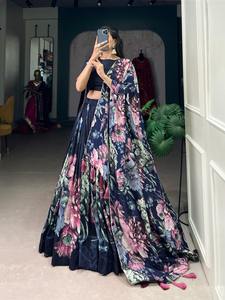 El último traje de diseñador Evergreen Venta caliente Tussar Silk Lehenga Choli & Dupatta con estampado floral Trabajo Mujer Exportador de moda - Product Image 3