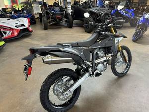 FAST TOP  2025-2026 Suzuki DR-Z400SM5 398 cc 1-cylindre 4 temps Nouvelle moto tout-terrain prête à l'exportation dans le monde entier - Product Image 4