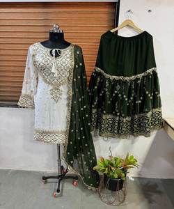 ชุดเสื้อผ้าพื้นเมือง - Product Image 5